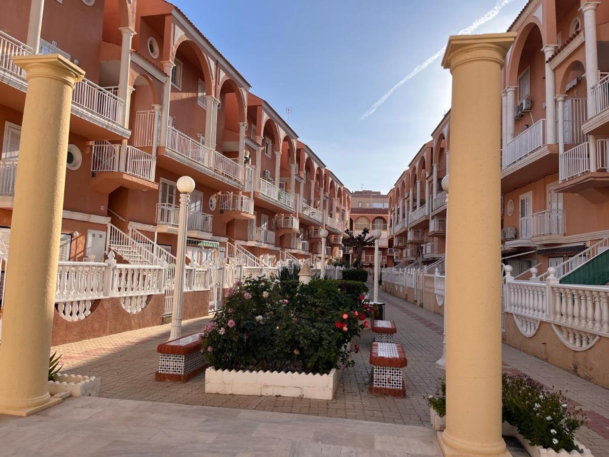 Apj Emperadores Apartment With Swimming Pool, 100 M From Beach La Mata La Mata  Exterior foto